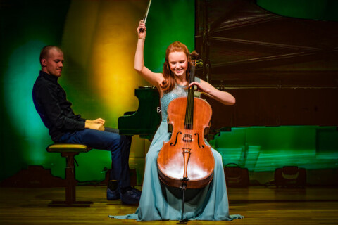 Groot 05 Fama Koning Cello Majanka Fotografie&copy;  MF82661 Versie 1